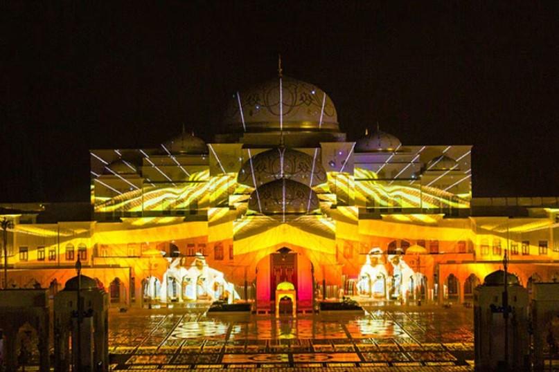 Palace in Motion (Light Show)